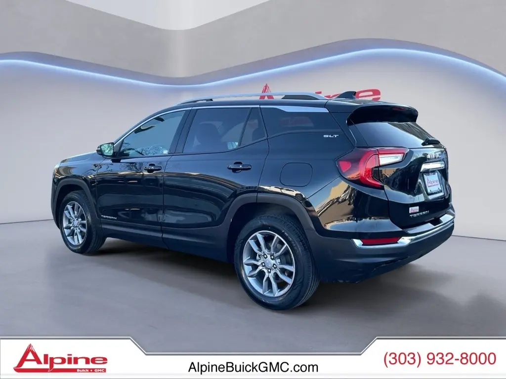 2023 Gmc Terrain SLT photo 3