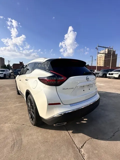 2024 Nissan Murano Platinum photo 7