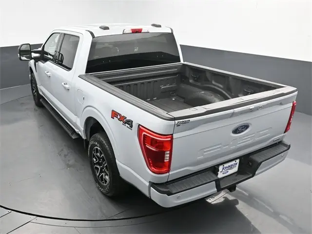 2021 Ford F-150 XLT FX4 photo 18