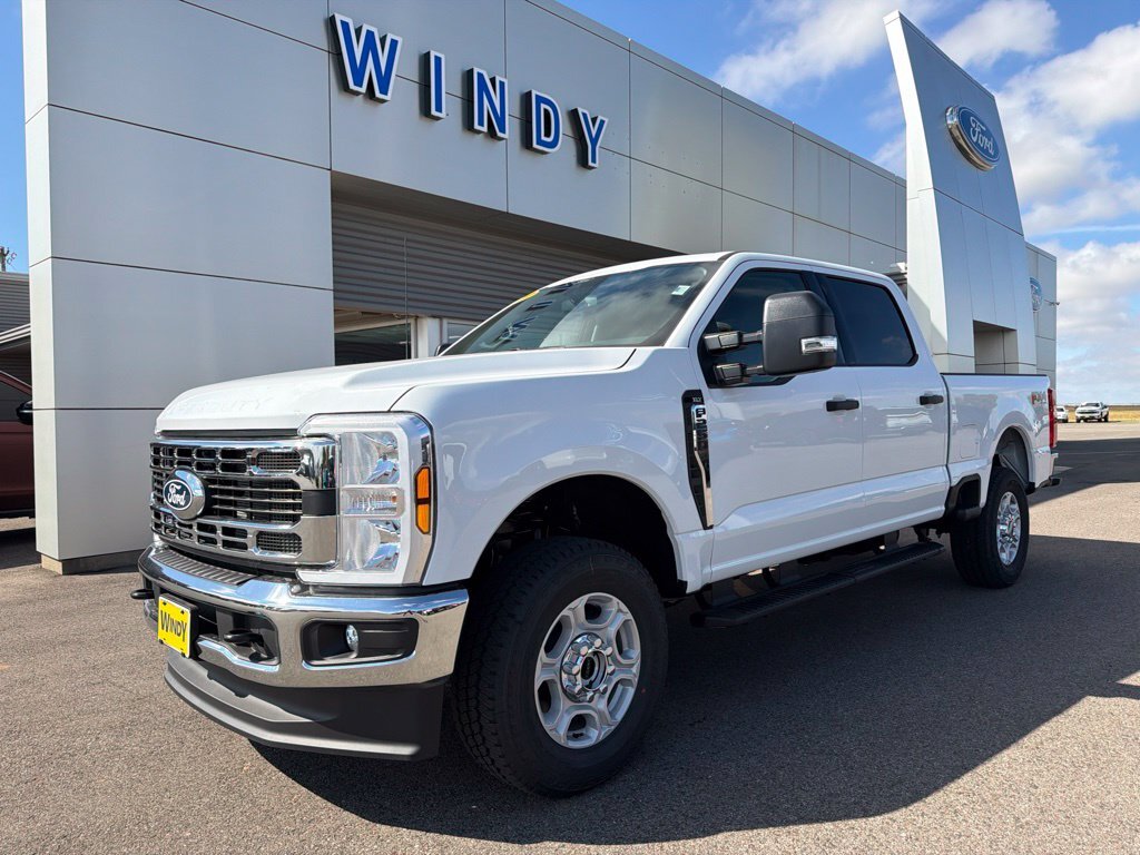 2027 Ford F-250SD XLT