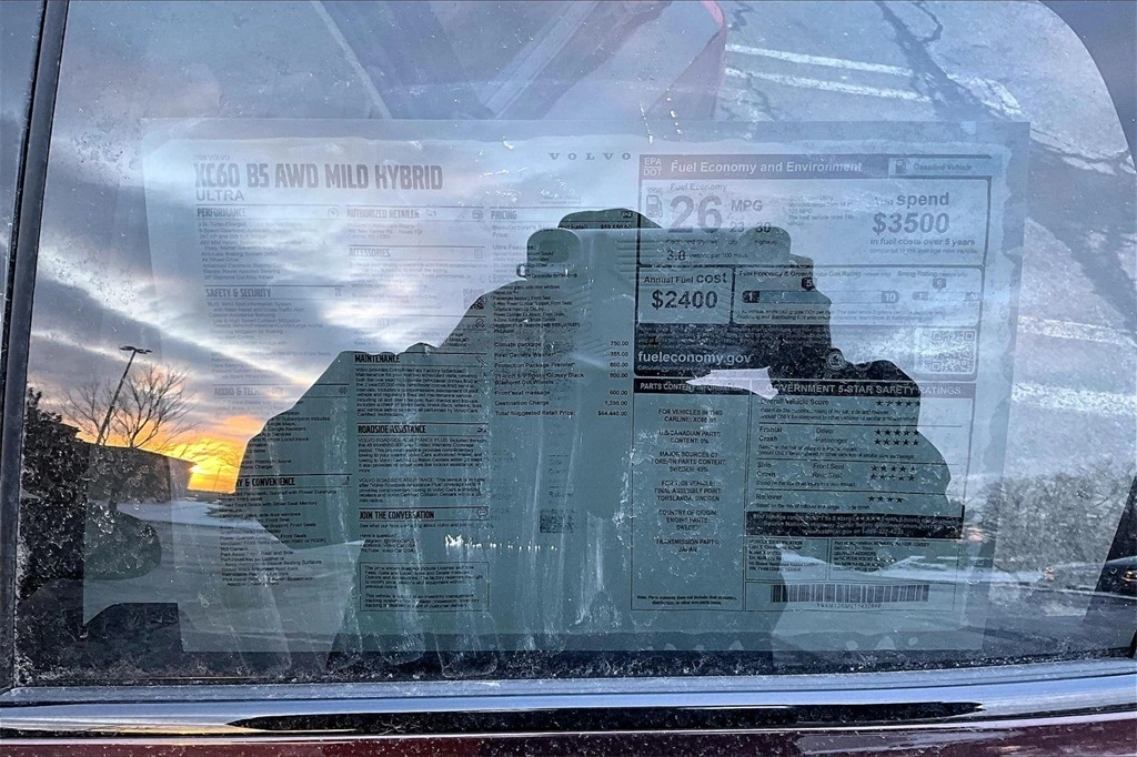 2026 Volvo - image 14