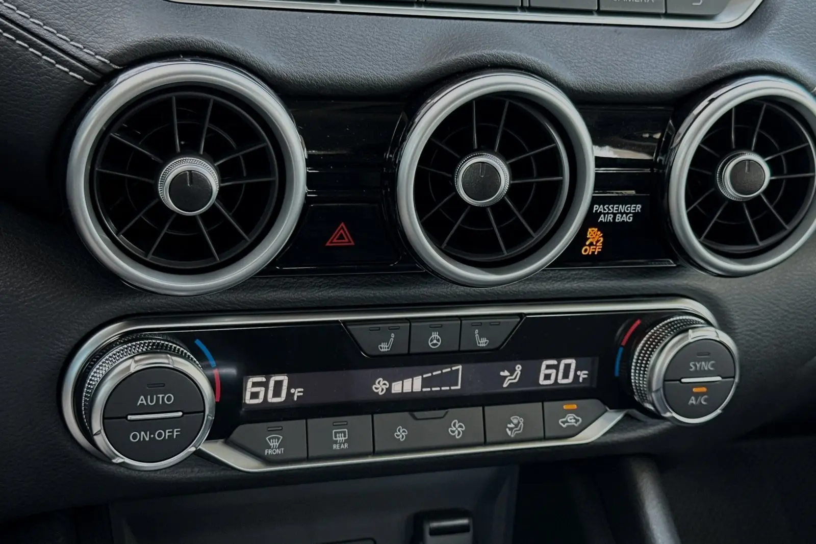 2025 Nissan Sentra SV photo 15