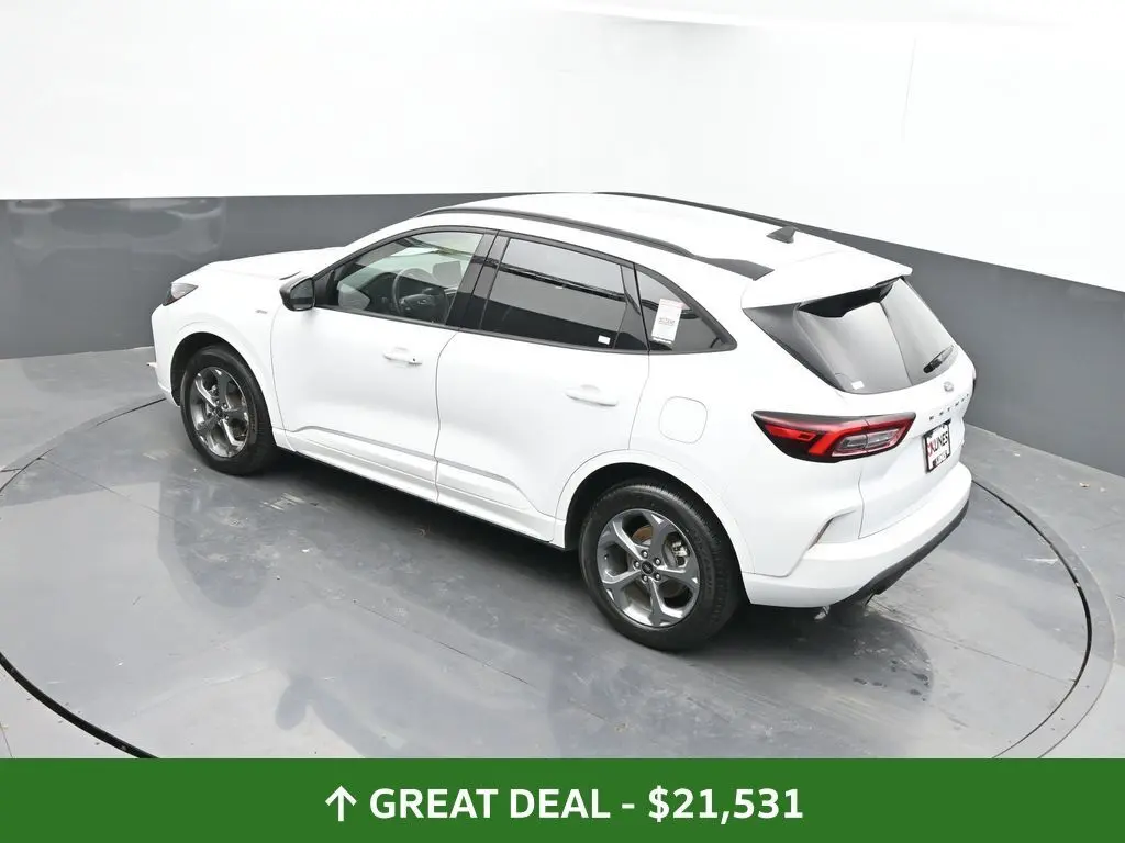 2023 Ford Escape ST-Line photo 31