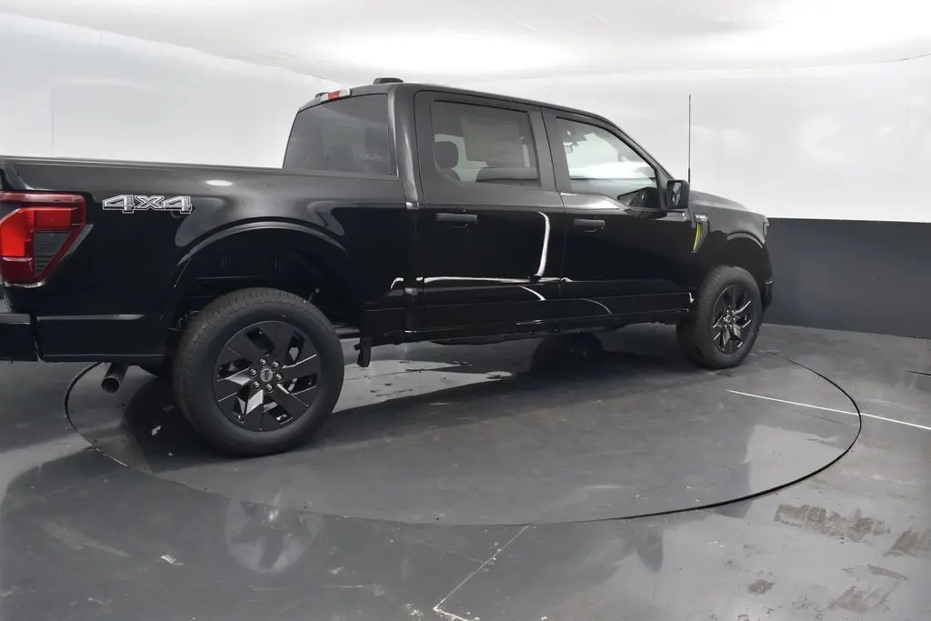 2025 Ford F-150 STX photo 2