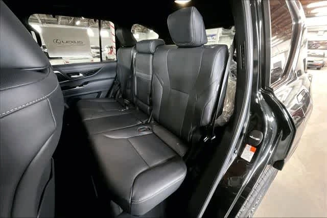 2026 Lexus LX 700h Luxury - Photo 10