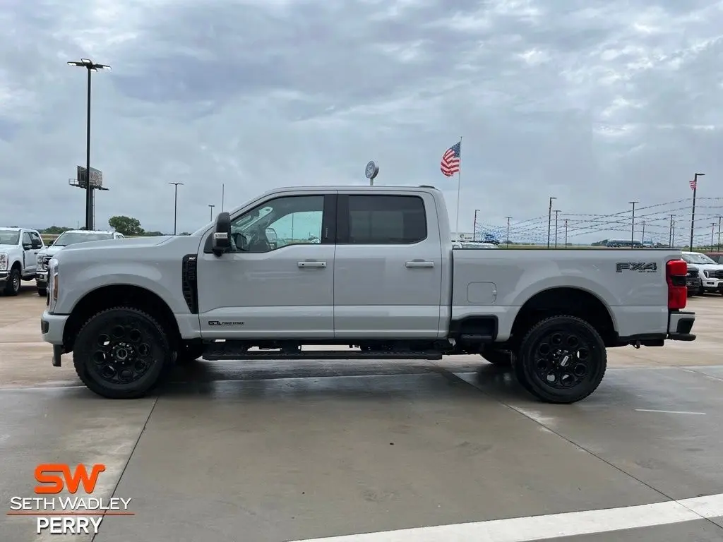 2026 Ford F-250 photo 2