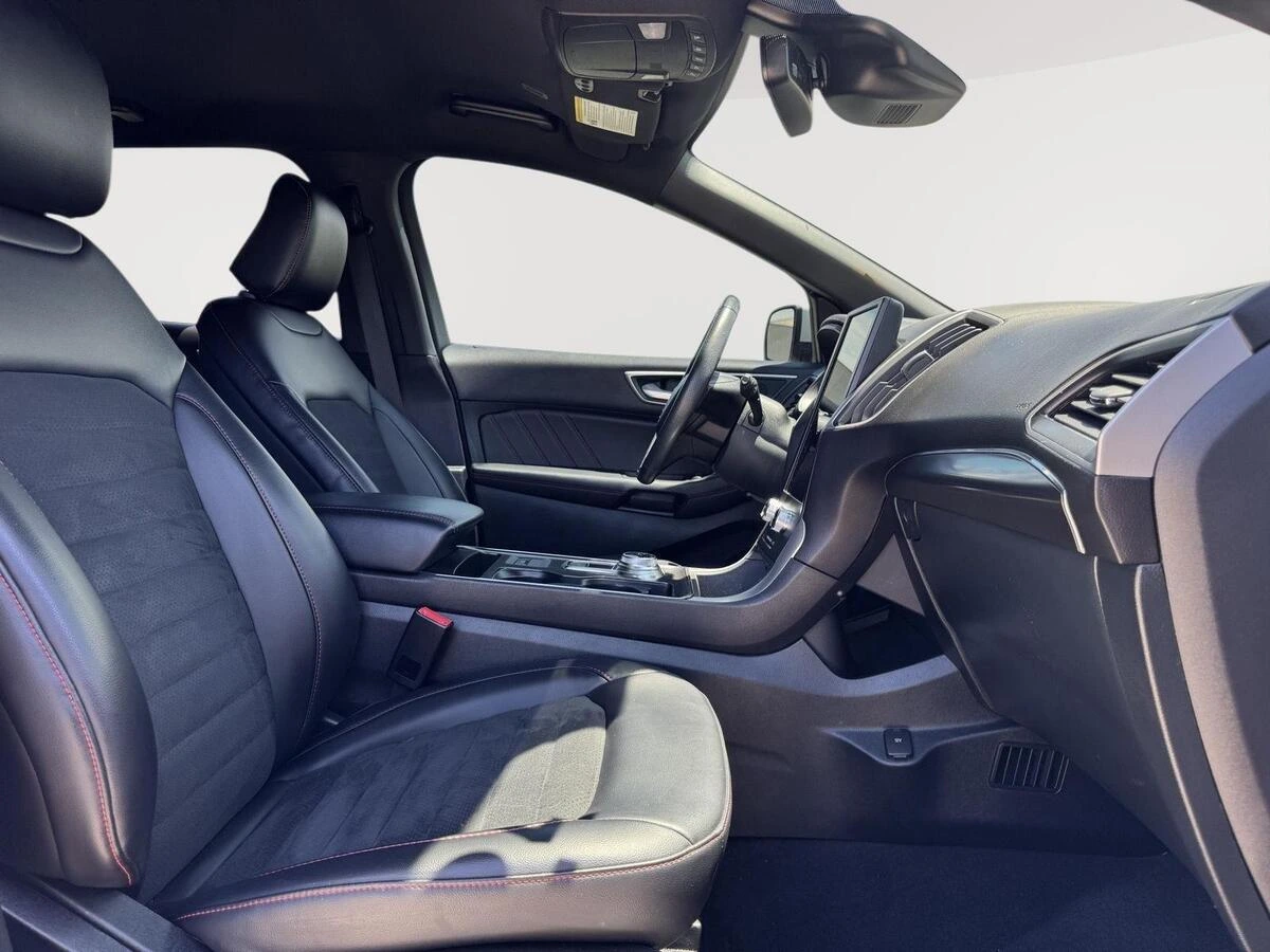 2024 Ford Edge ST-Line - Photo 19