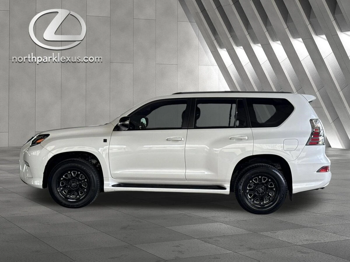 2020 Lexus GX 460 460 PREMIUM's photo