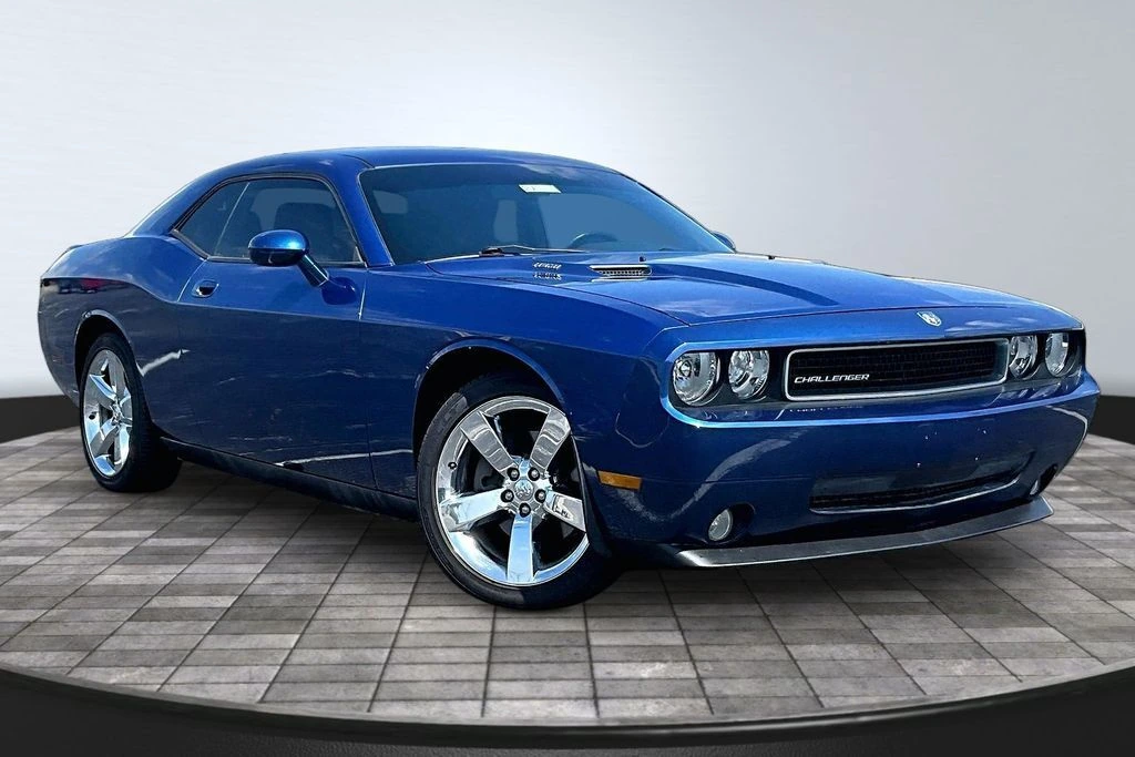 2010 Dodge Challenger R/T - Photo 12