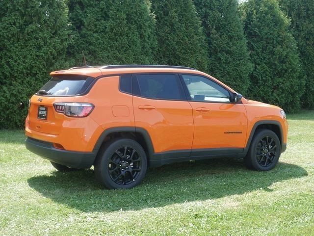 2026 Jeep Compass Latitude Altitude - Photo 11