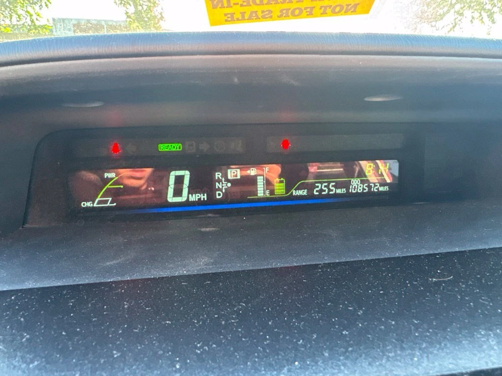 2012 Toyota Prius v Three - Photo 7