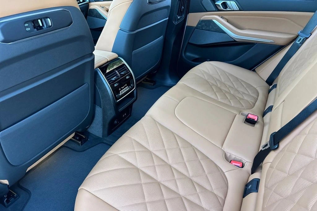 2026 BMW X5 40i - Photo 10