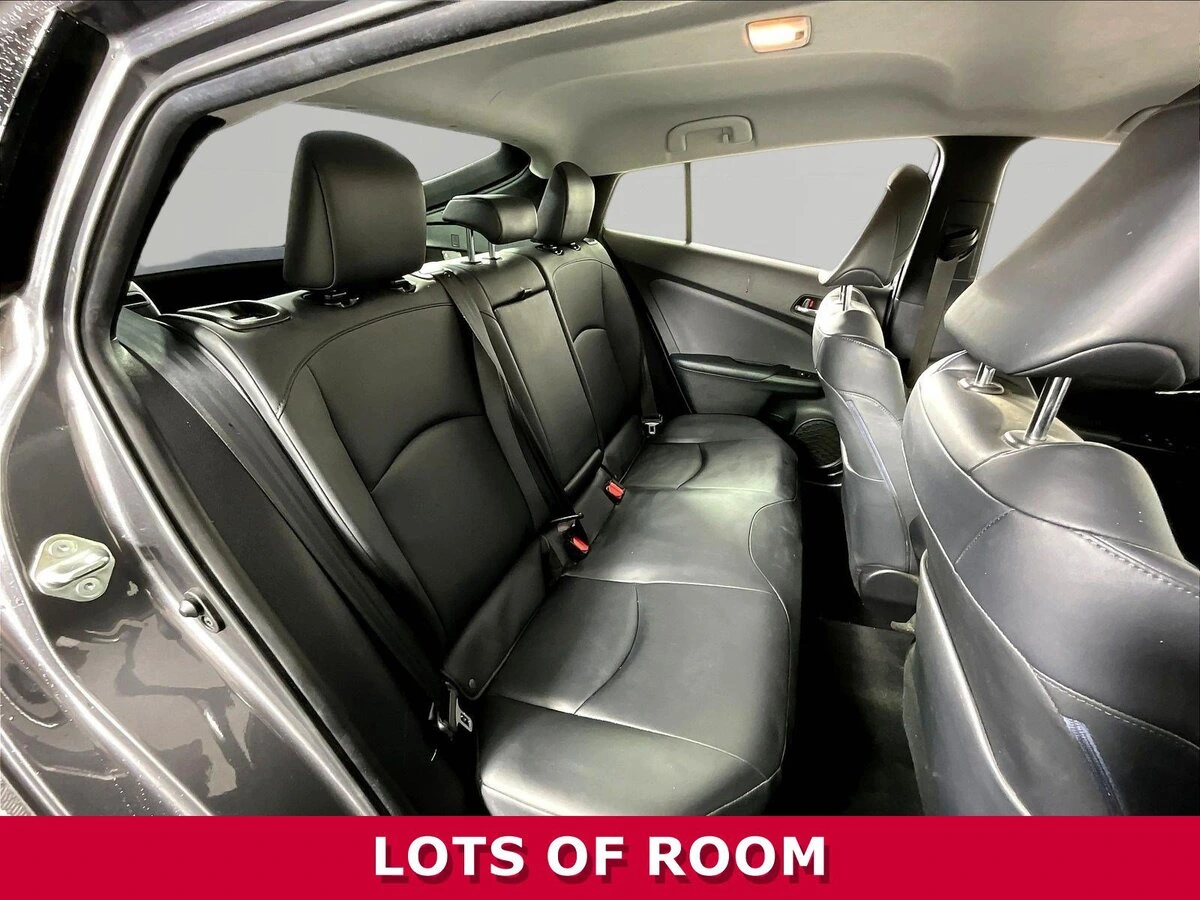 2017 Toyota Prius Four - Photo 23
