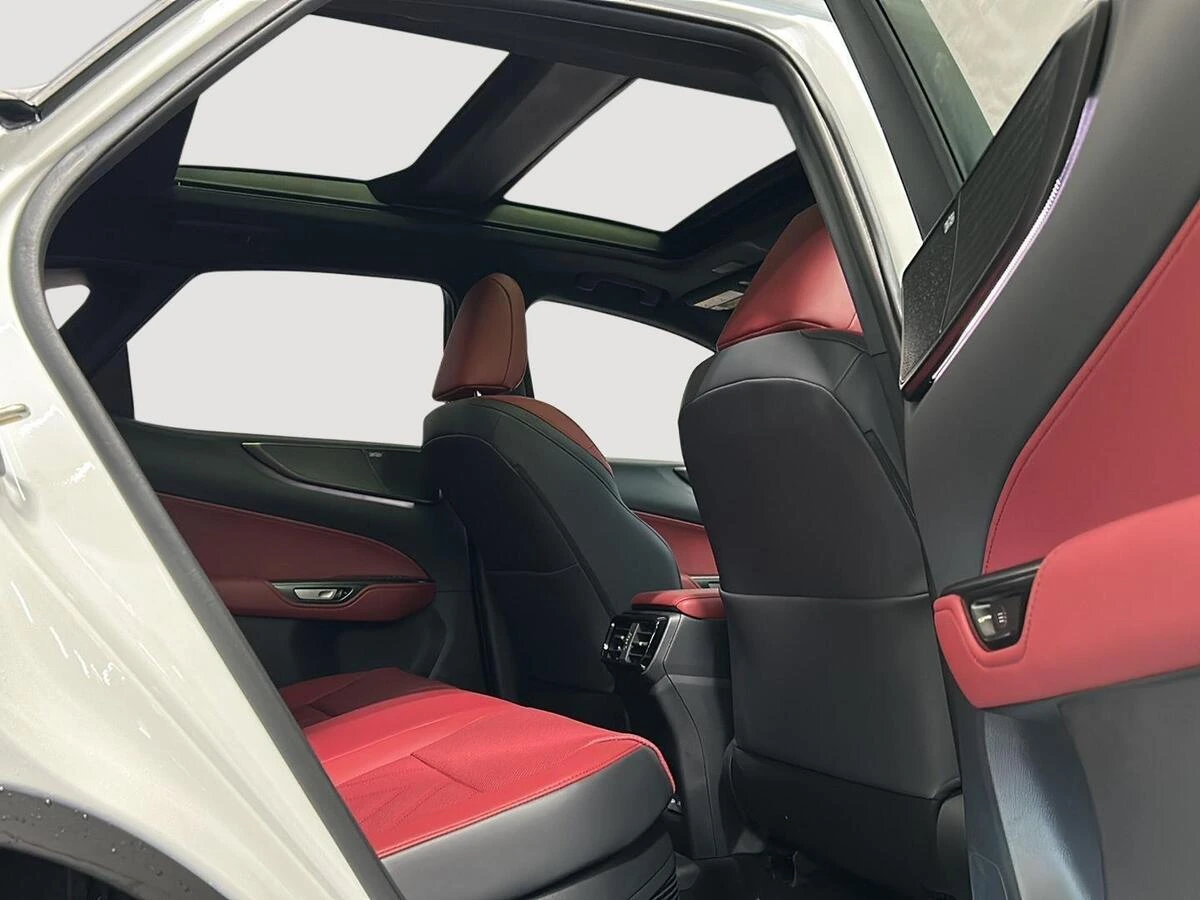 2026 Lexus NX 450h+ Luxury - Photo 8