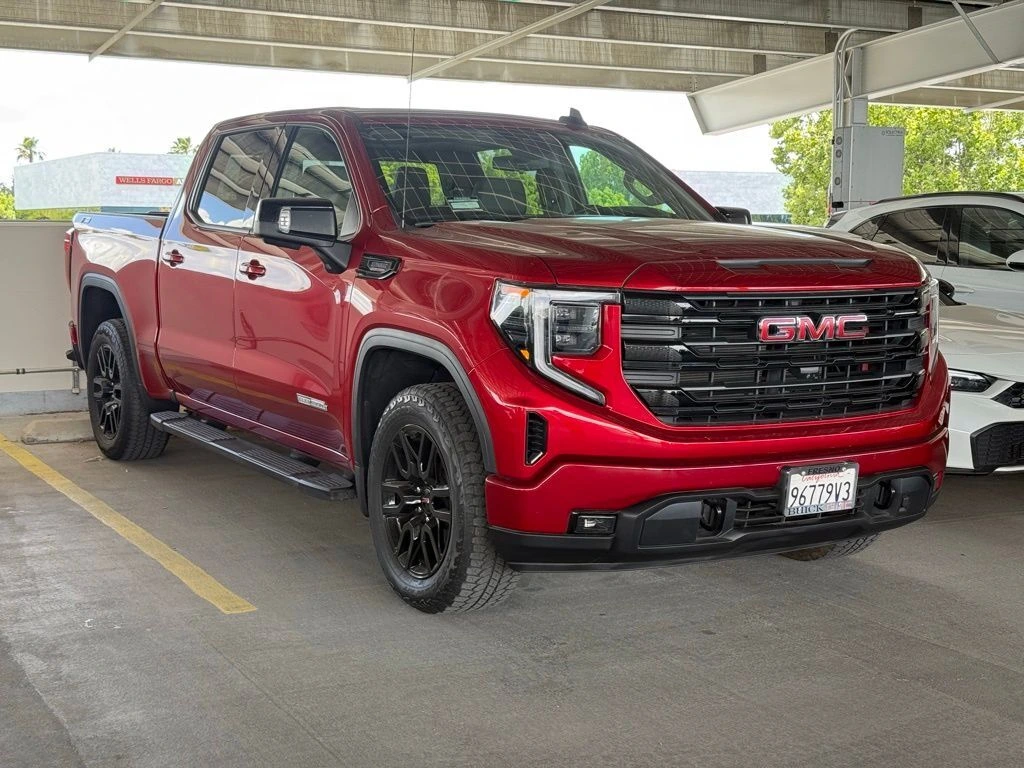 2023 GMC Sierra 4WD Crew Cab Short Box Elevation's photo
