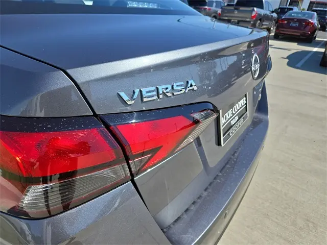 2025 Nissan Versa 1.6 S photo 32