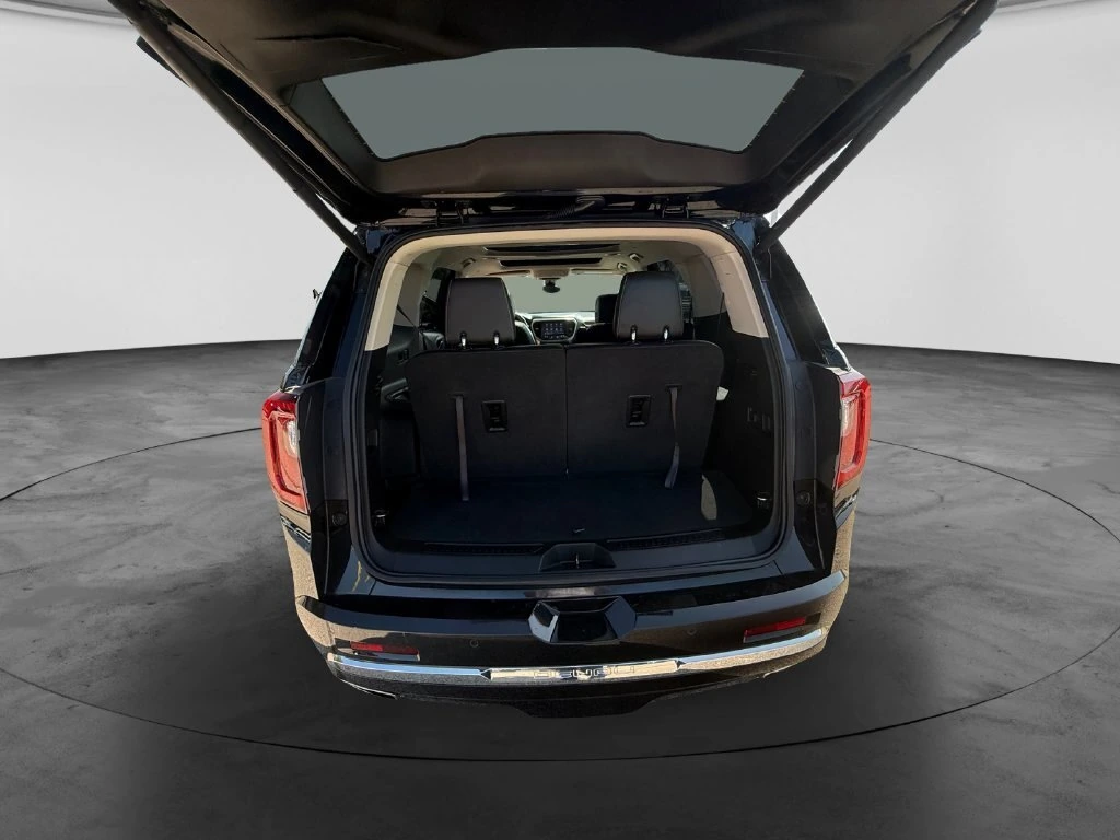 2023 GMC Acadia Denali - Photo 37