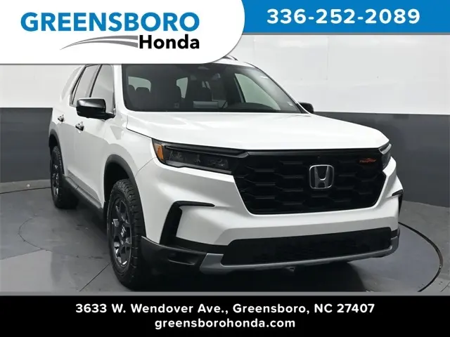 2025 Honda Pilot TrailSport's photo