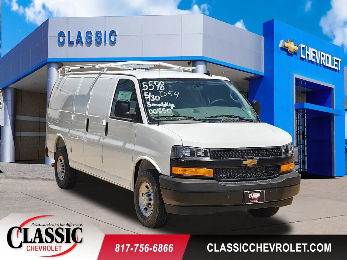 2025 Chevrolet Express Cargo Work Van's photo