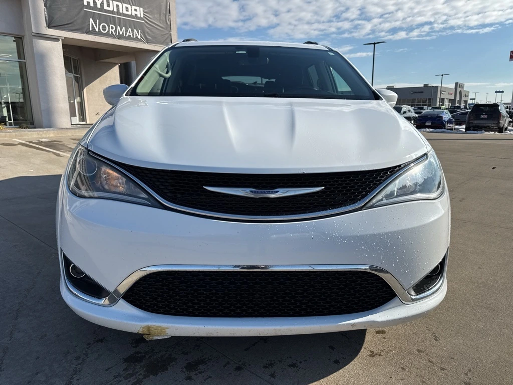 Used 2020 Chrysler Pacifica Touring L with VIN 2C4RC1BG7LR140488 for sale in Norman, OK