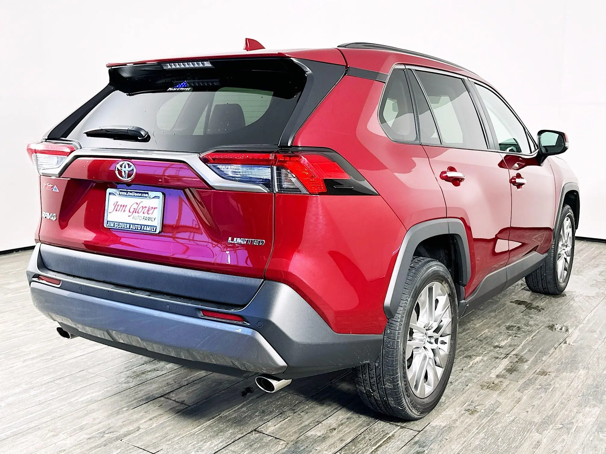 2020 Toyota RAV4 Limited photo 2