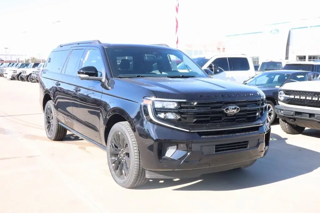 2025 Ford Expedition Platinum's photo