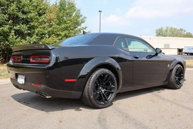 2023 Dodge Challenger R/T Scat Pack Widebody photo 30