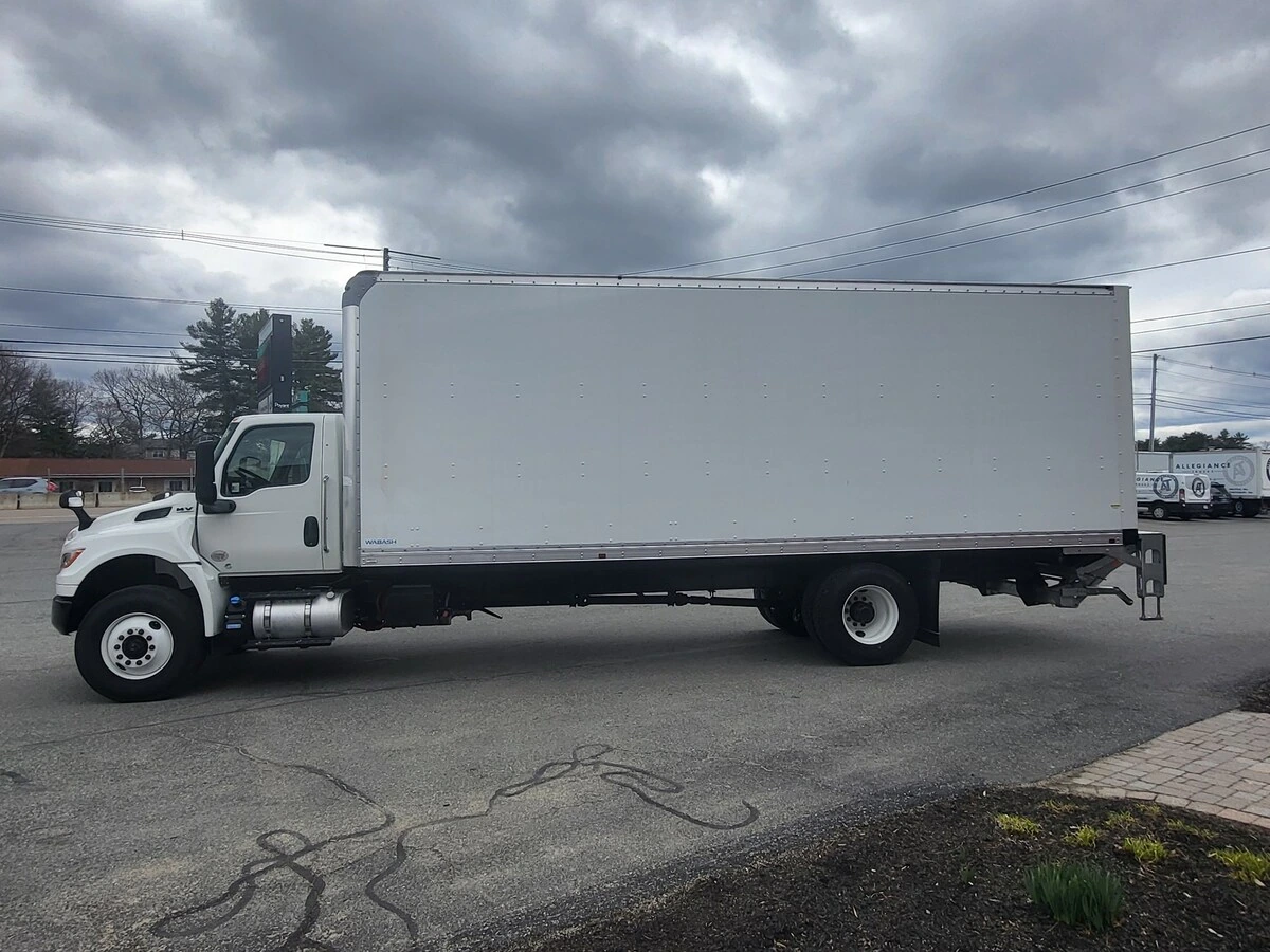 2025 International MV - image 4