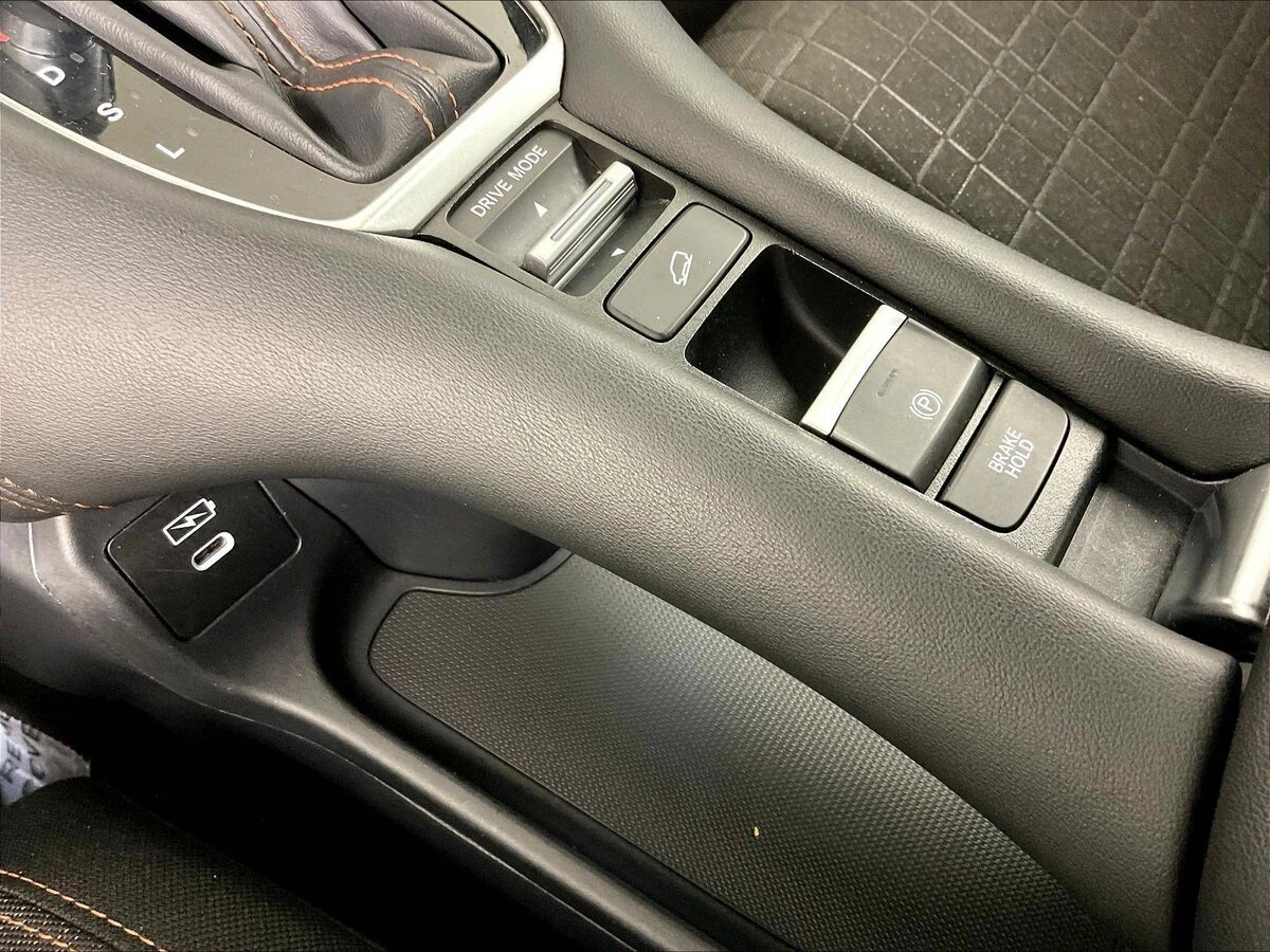 2024 Honda HR-V Sport - Photo 38