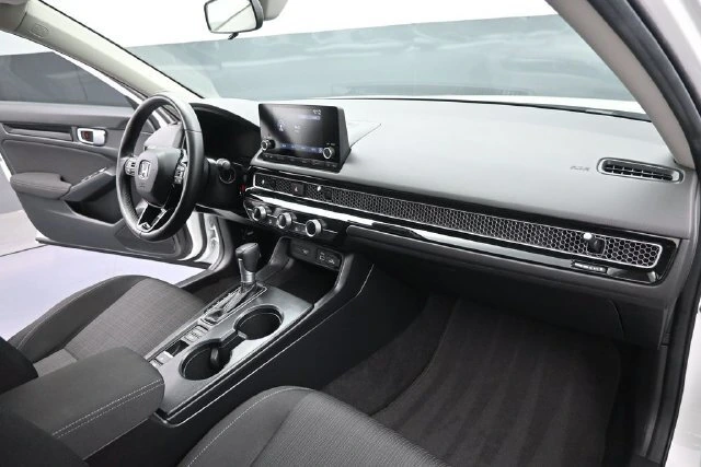 2024 Honda Civic EX - Photo 16