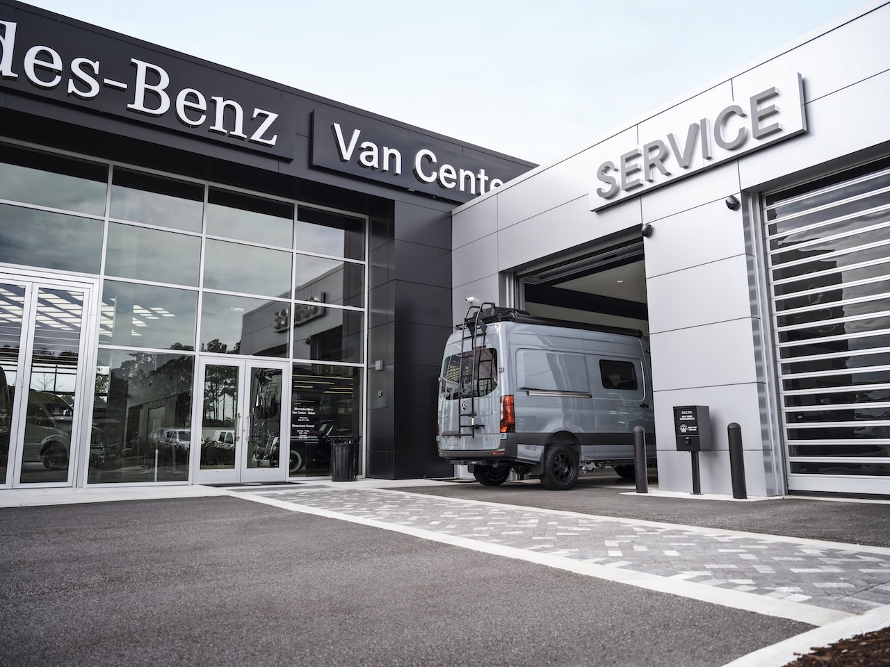 Parts & Service 