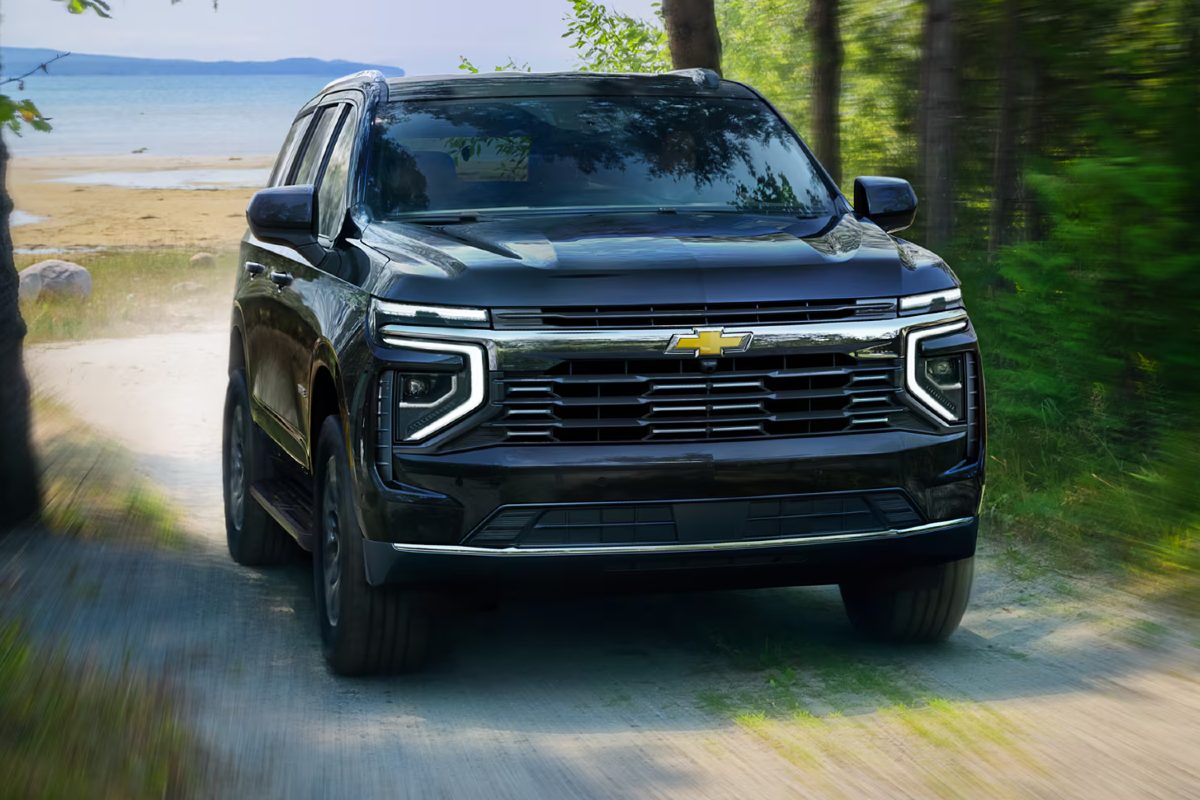 2025 Chevy Tahoe Exterior Passenger Side Front Angle