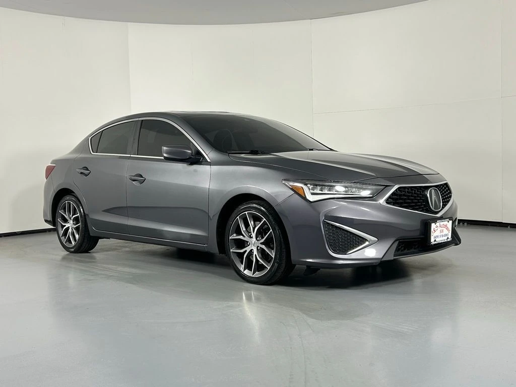 2019 Acura ILX Premium's photo
