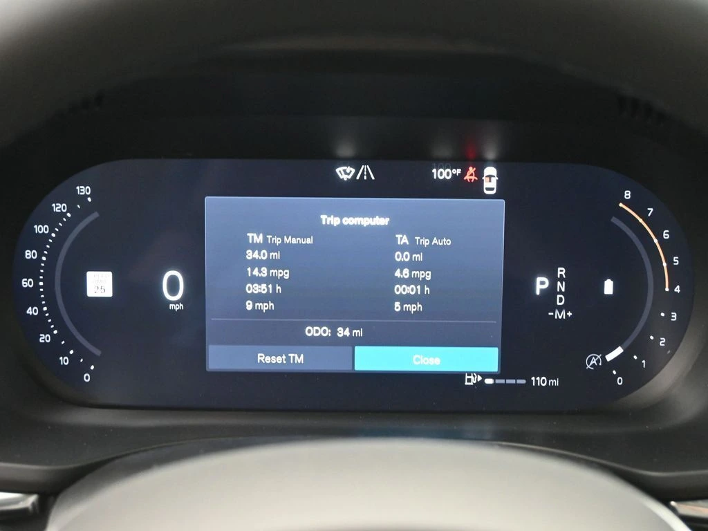2026 Volvo XC60 Plus - Photo 10