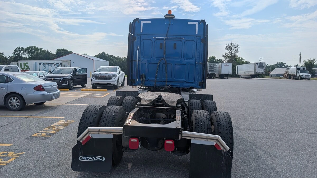 2023 Western Star 49X — photo 7