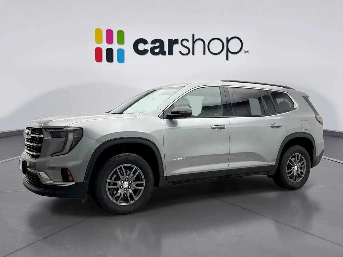 2025 GMC Acadia Elevation's photo
