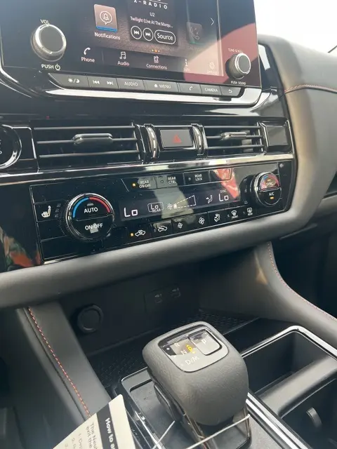2025 Nissan Pathfinder Rock Creek photo 16