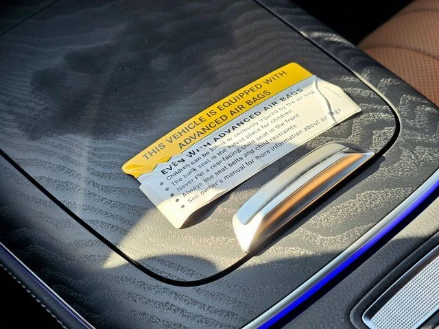 2026 Mercedes-Benz E-Class E350 - Photo 31