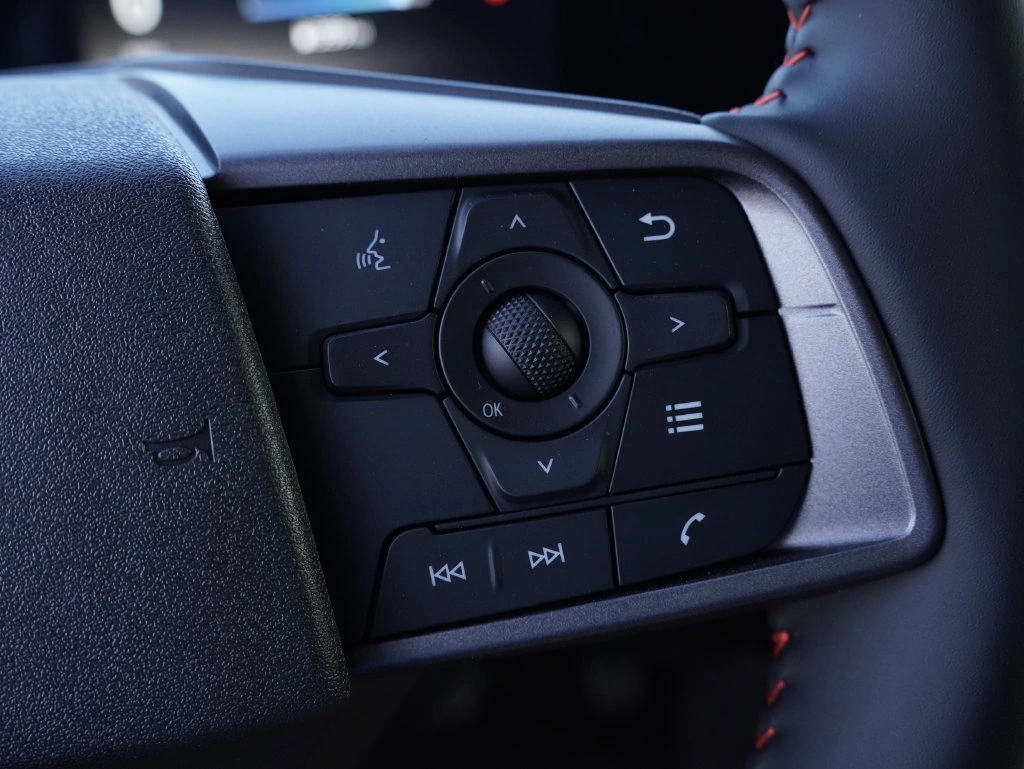 2026 Nissan Sentra SR - Photo 14