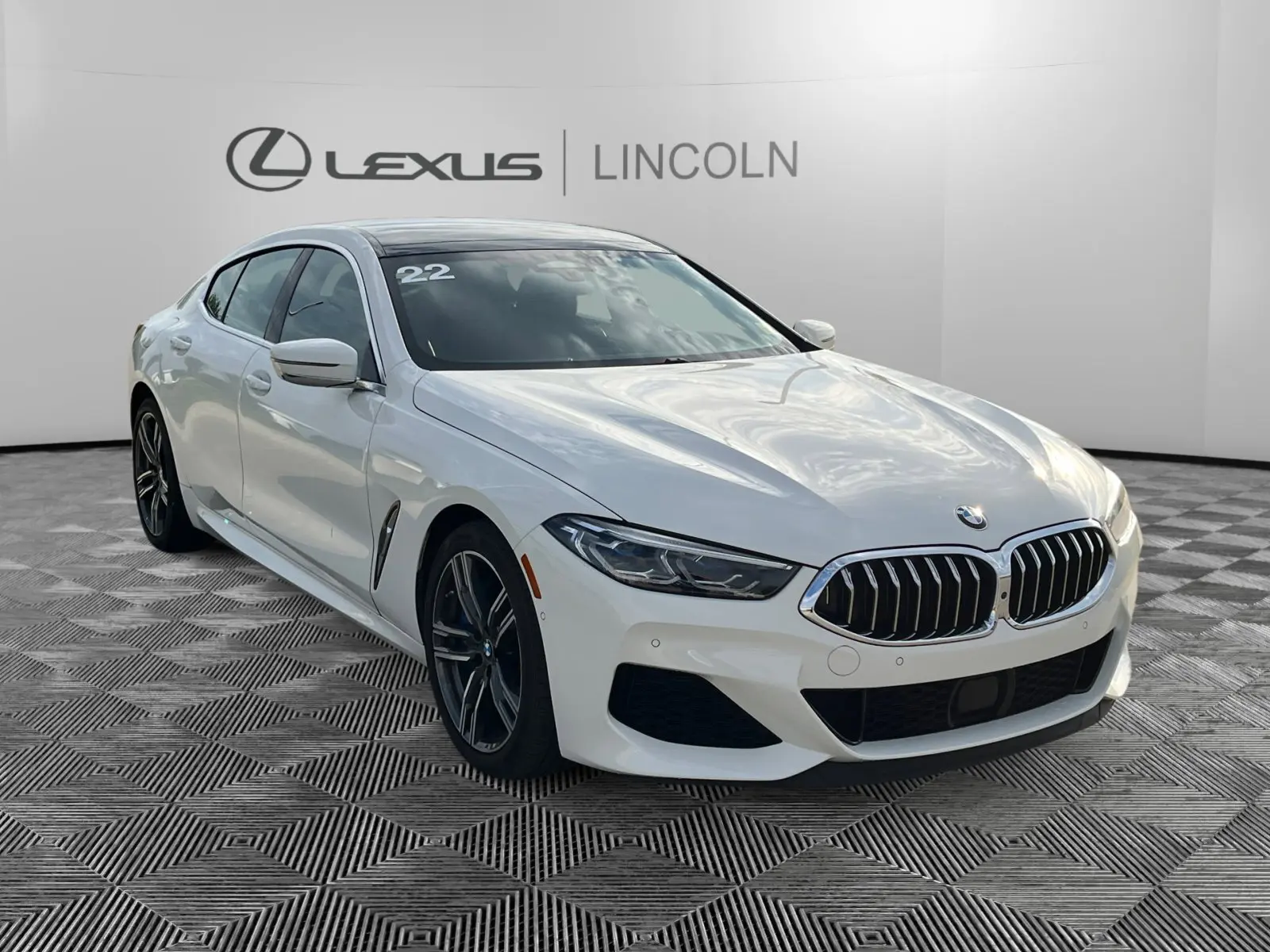 2022 BMW 8 Series M850i