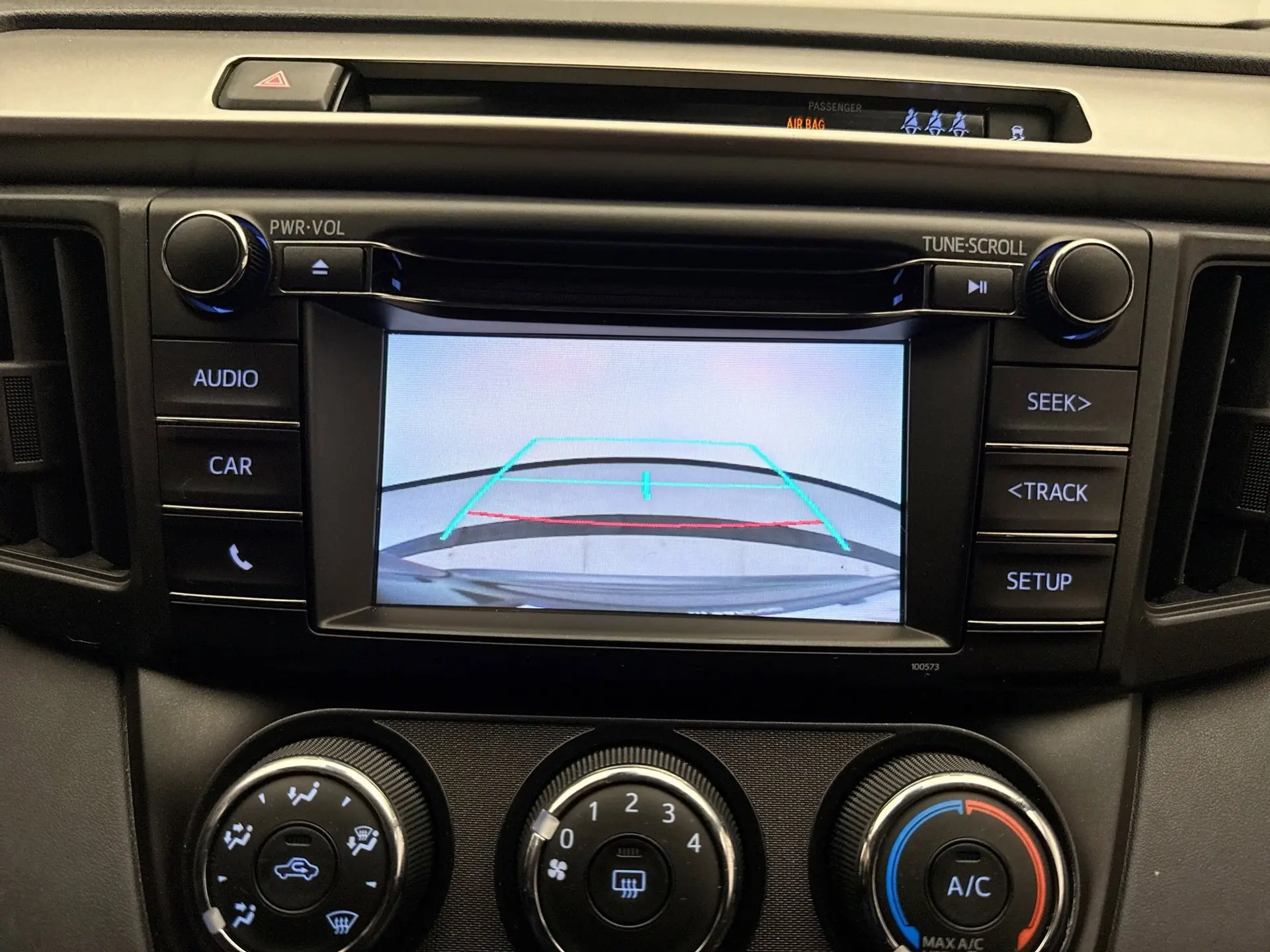 2018 Toyota RAV4 LE photo 14