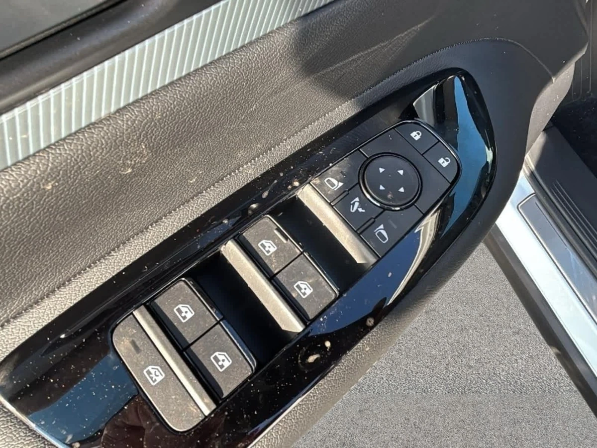 2026 Nissan Murano Platinum - Photo 24