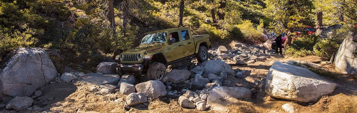 2025 Jeep Gladiator Rubicon Exterior Driver Side Front Profile