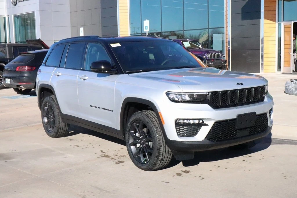 2025 Jeep Grand Cherokee Limited's photo