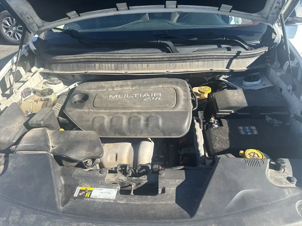 2014 Jeep Cherokee Latitude photo 30
