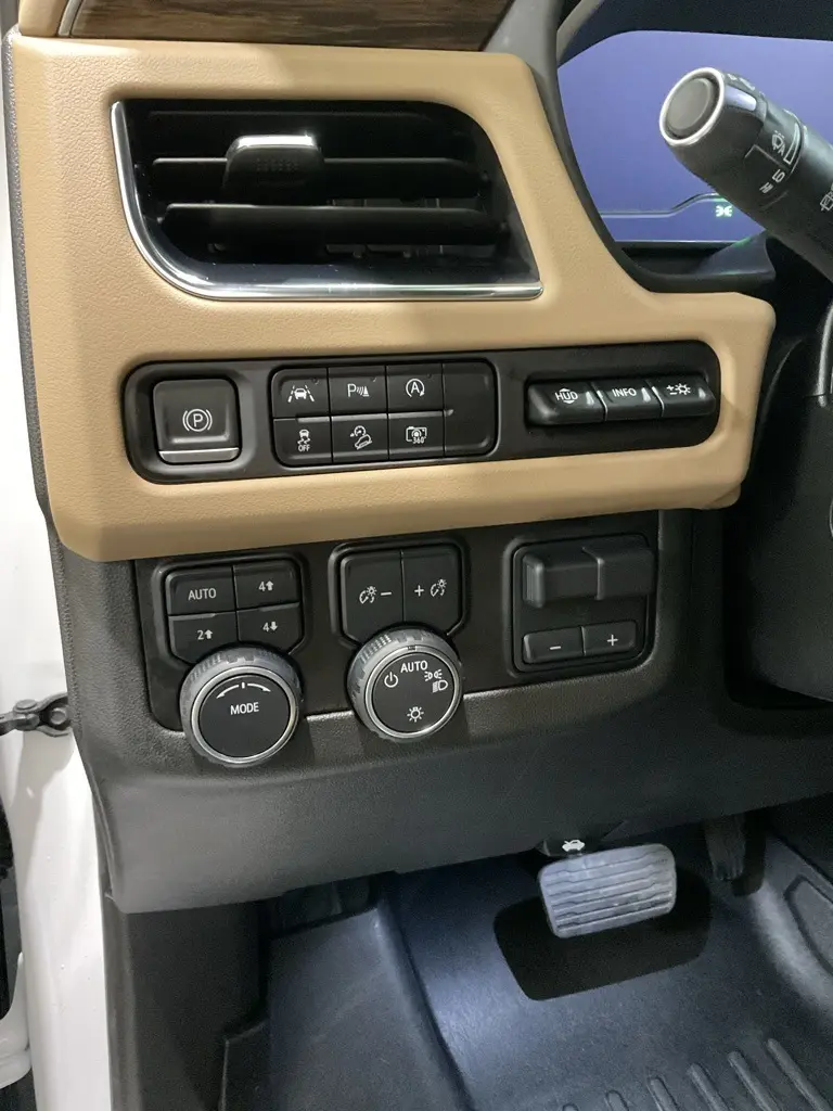 2023 Chevrolet Tahoe Premier photo 8