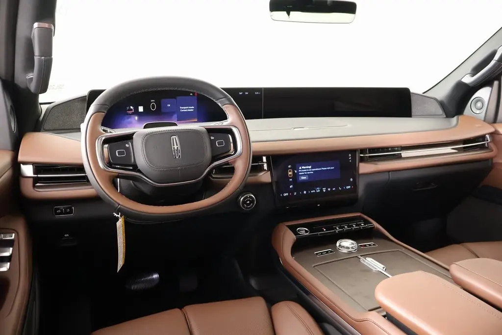 2025 Lincoln Navigator Reserve photo 2