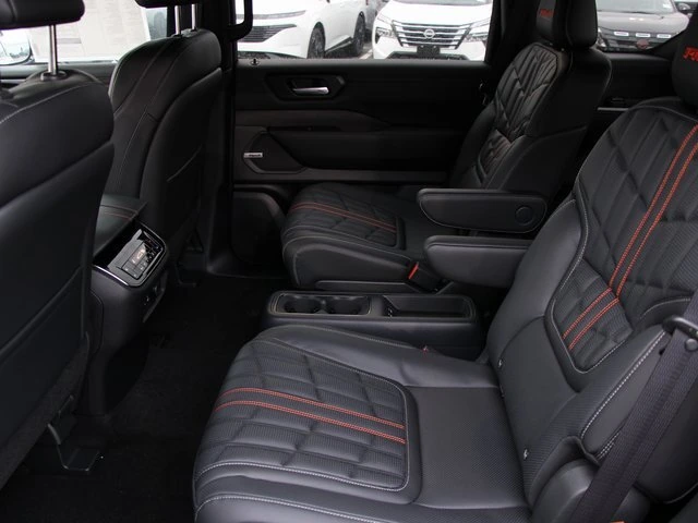 2026 Nissan Armada PRO-4X - Photo 28