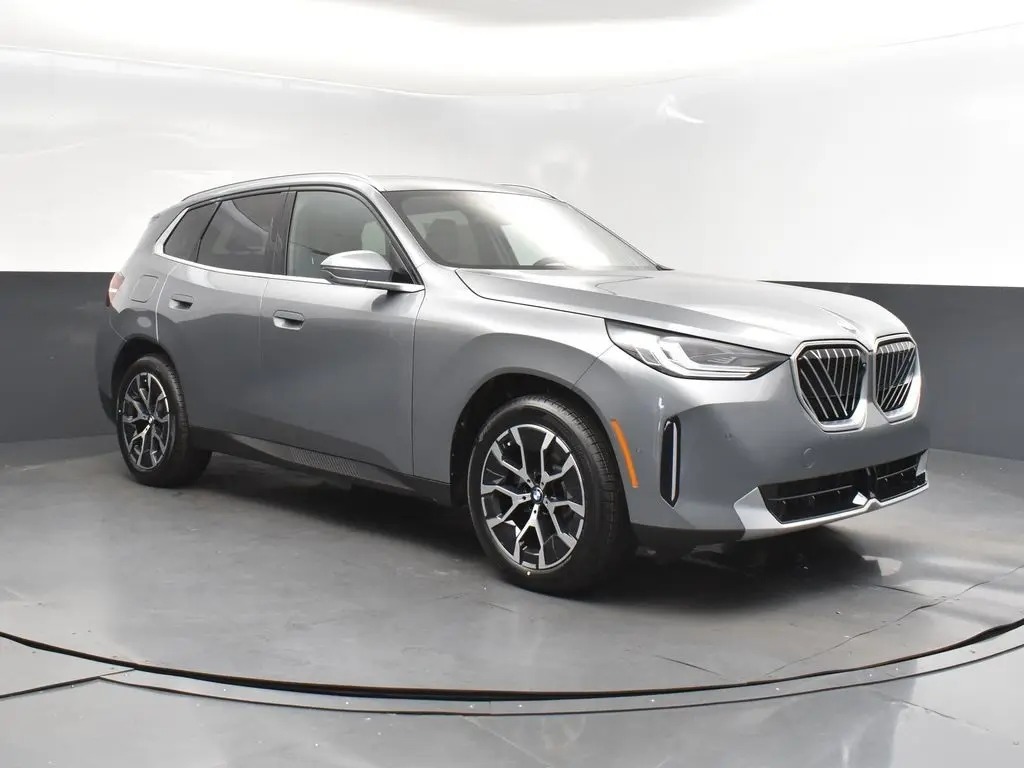 2026 BMW X3 30's photo