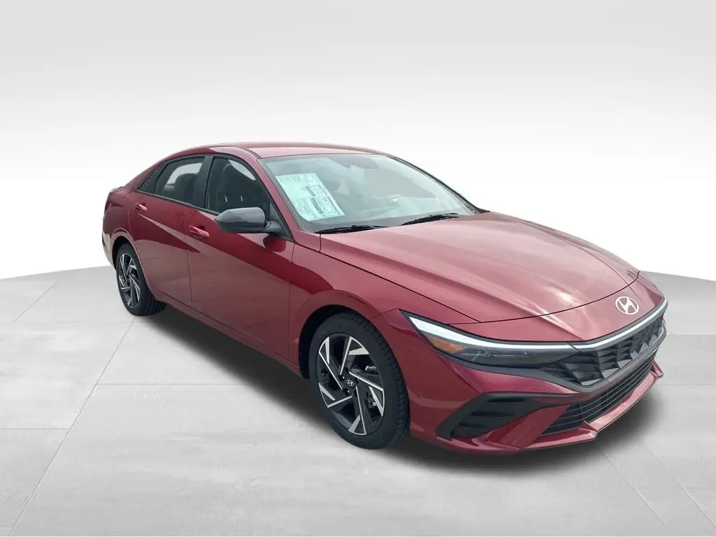2025 Hyundai Elantra SEL Sport photo 4